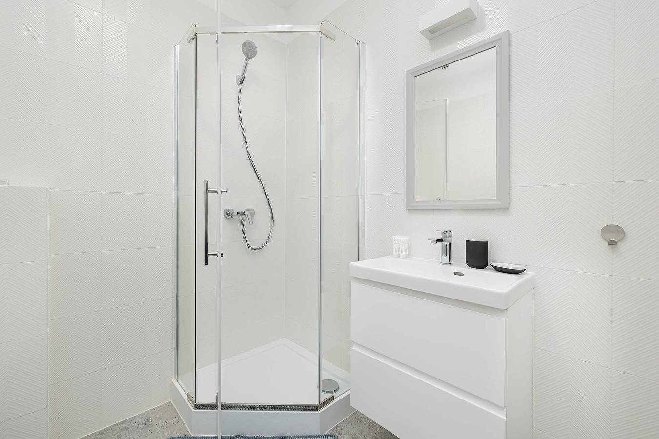 Entire studio, Chmielewskiego 24 Szczecin | Modern Studio with Parking in Szczecin, Polish Baltic Sea