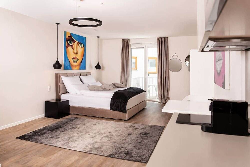 Ganze Wohnung, The Faces | Premium Studio | Balkon | 204 in Berlin Schmargendorf, Berlin