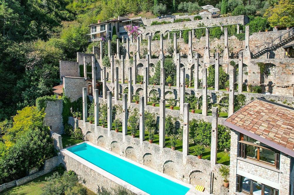 Spektakuläres historisches Limonaia für 18 mit atemberaubendem Seeblick,  Pool in Gargnano, Gardasee-Berge