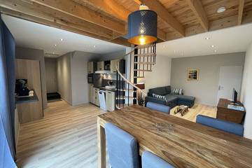 Gîte pour 4 personnes, avec jardin à Albepierre-Bredons