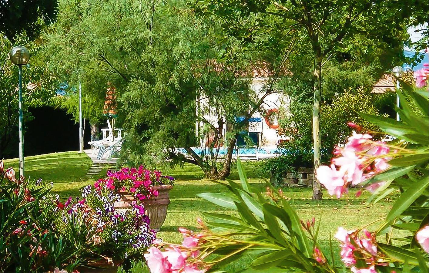 Apartamento vacacional entero, Retiro paradisíaco junto al lago con piscina y aparcamiento in Castiglione del Lago, Lago Trasimeno