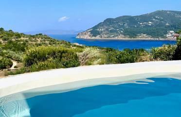 Ferienhaus für 2 Personen, mit Pool und Garten auf Skopelos