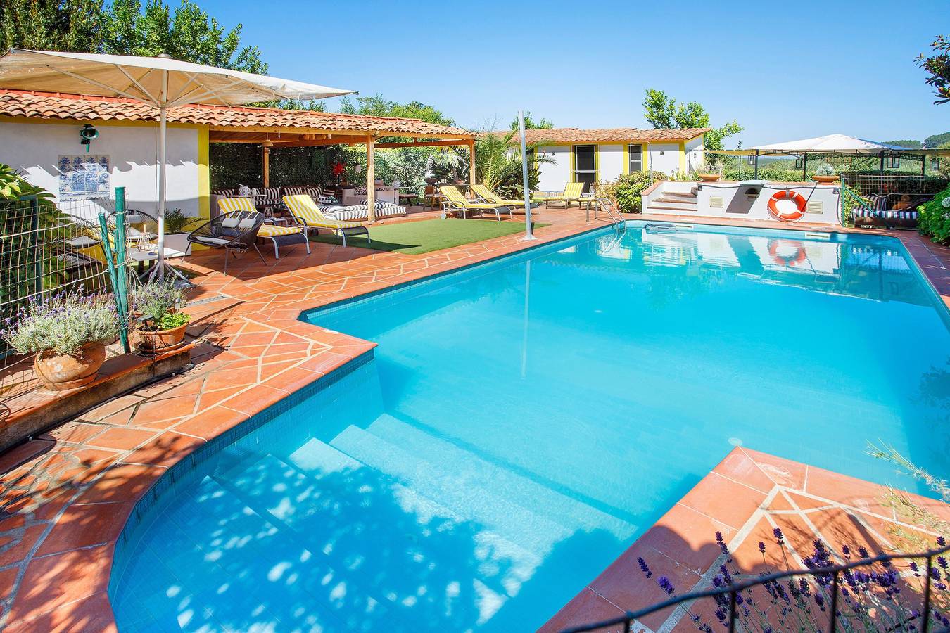 Casa de férias "Casa Do Campo Dornes Dois" com piscina partilhada, jardim partilhado e acesso Wi-Fi in Nossa Senhora do Pranto, Distrito de Santarém