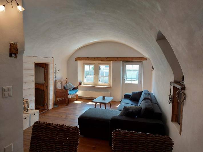 Gîte pour 4 personnes, avec vue et terrasse dans Enney