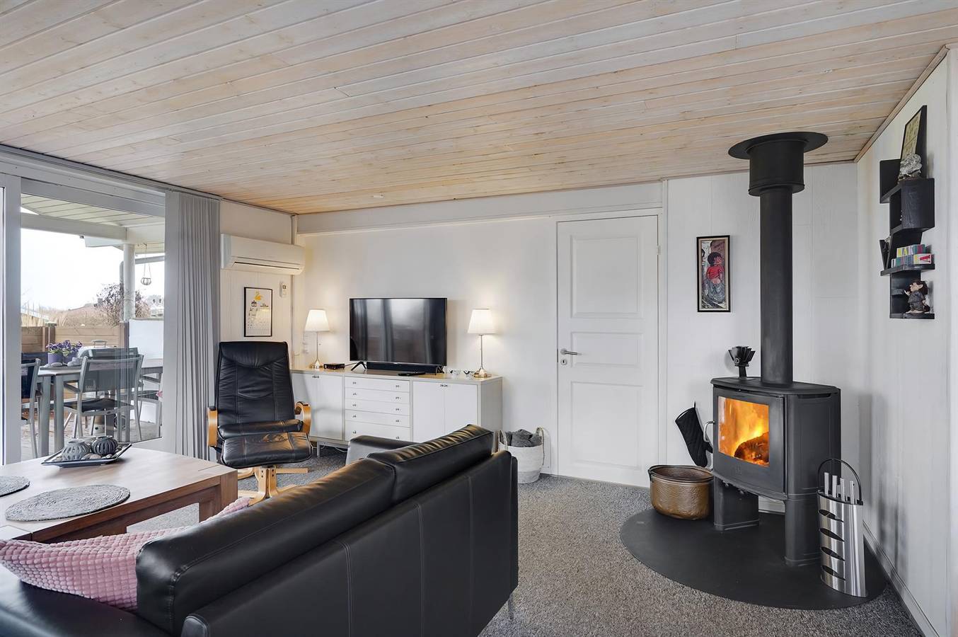 Awesome home in Bogense w/ Wifi and 3 Bedrooms in Skåstrup Strand, Little Belt