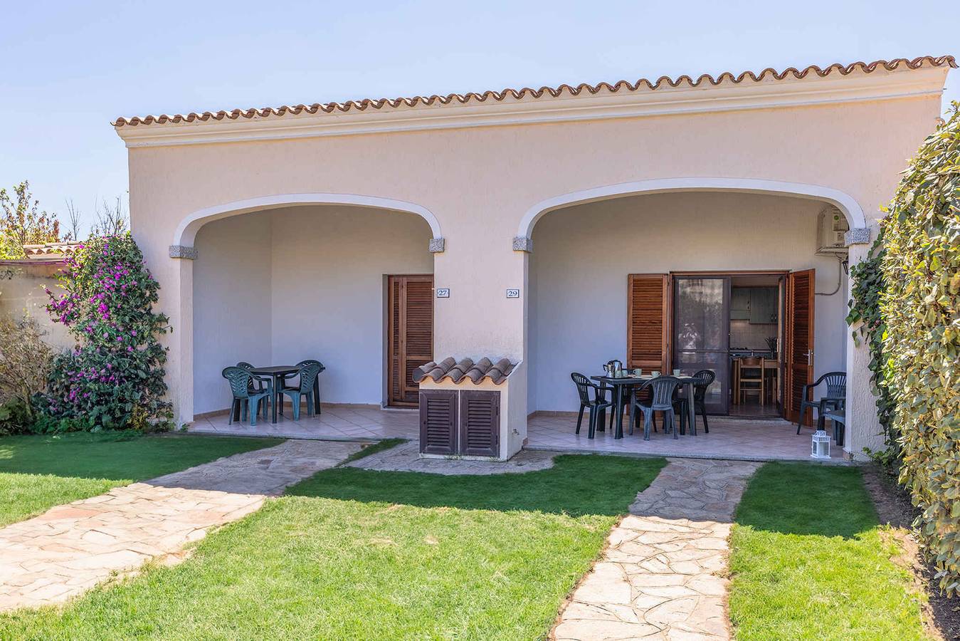 Apartamento vacacional entero, Apartamento de vacaciones con aire acondicionado a solo 300m de la playa  in Budoni, Olbia-Tempio