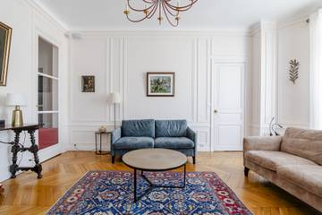 Holiday Rental for 2 People in Eiffel Tower, Paris, Photo 2