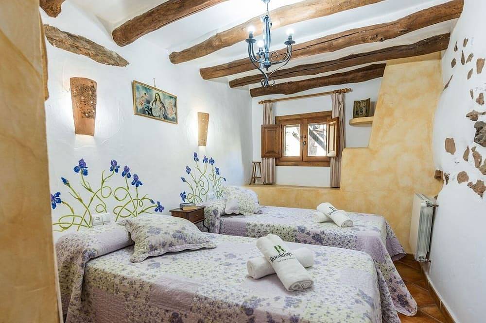 Reul Alto - La Curiosa Laroya in Laroya, Almería Provinz