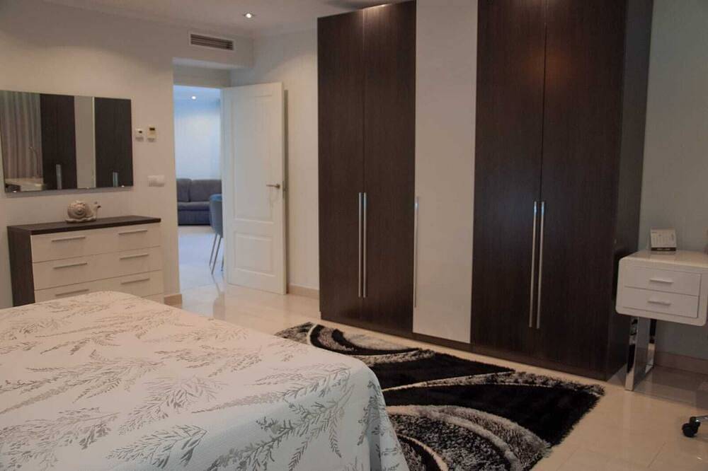 Luxury villa situated on the Costa Blanca with sensational views of the Med. in El Campello, Costa Blanca