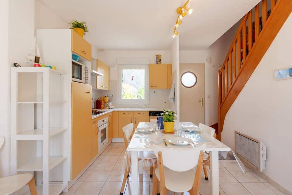 Estupenda casa de vacaciones  para 6 personas con Wifi, Tv, terraza y aparcamiento in Hauteville-sur-Mer, Coutances y alrededores