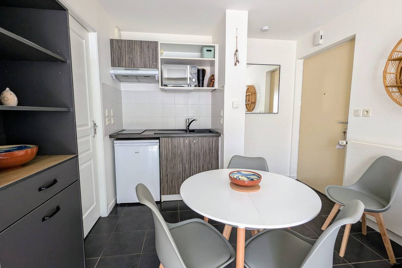 Apartamento entero, Apartamento de vacaciones para 4 personas con terraza in La Rochelle, Región de La Rochelle