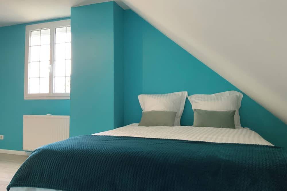 Chambord heated swimming pool gîte des Grotteaux in Huisseau-sur-Cosson, Blois region