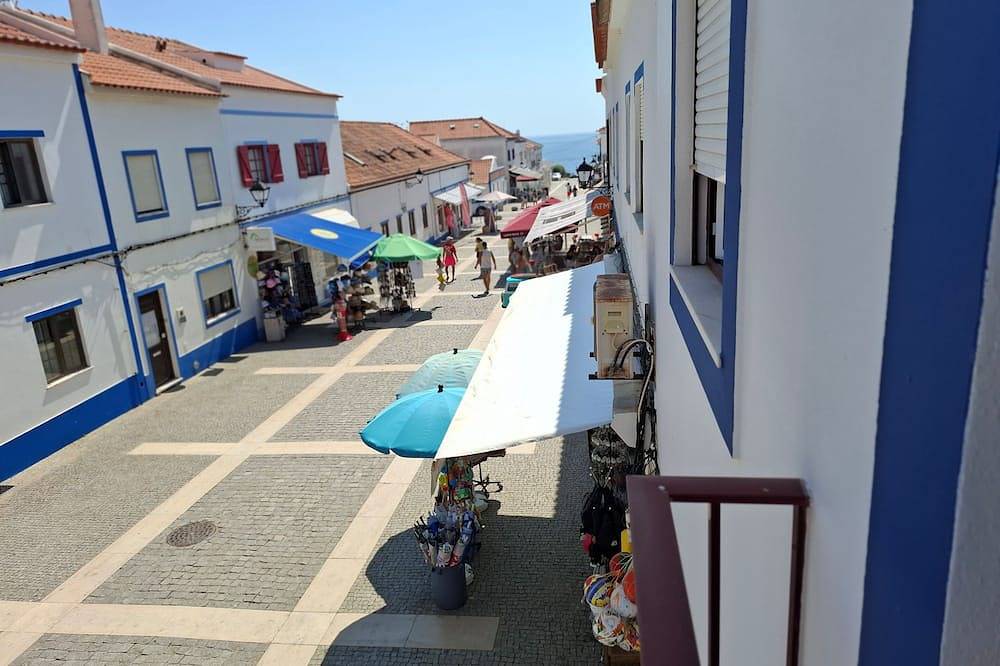 Ganze Wohnung, Casa Areia - Porto Covo, T1-4 people, Sea View, the most central area of the Village in Porto Covo, Costa Alentejana