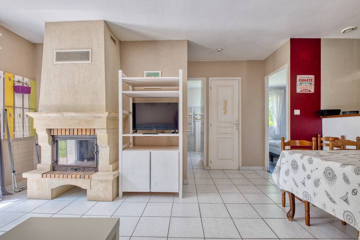 Location de vacances pour 6 personnes, avec bassin pour enfant et jardin, animaux acceptés à Salignac-Eyvigues - 4