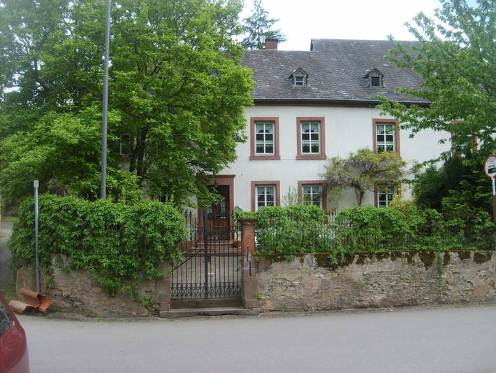 Ferienwohnung für 4 Personen, mit Garten in Neumagen-Dhron