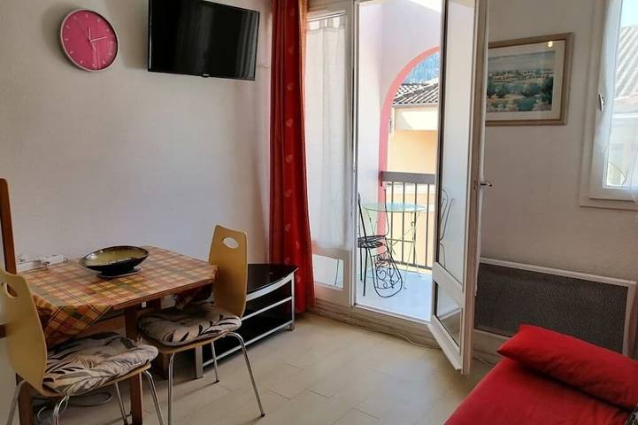 Ganze Wohnung, Studios in Curistes, 4. Stock, mit Balkon, Aufzug und Parkplatz in Lamalou-les-Bains in Lamalou-les-Bains, Béziers und Umgebung