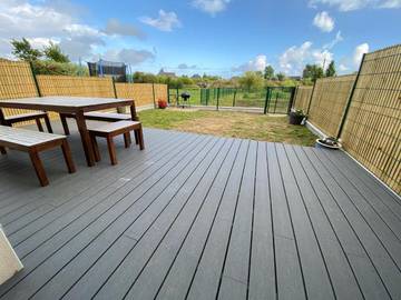 Gîte pour 4 personnes, avec jardin à Riantec