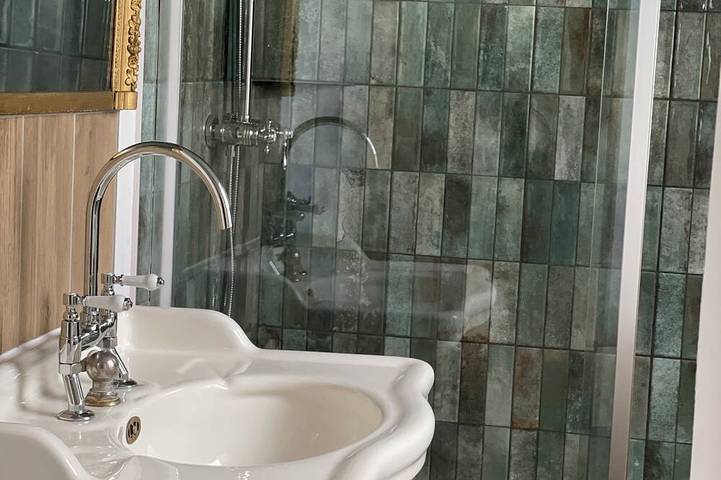 Gîte pour 15 personnes, avec jardin dans Gournay-le-Guérin - 2