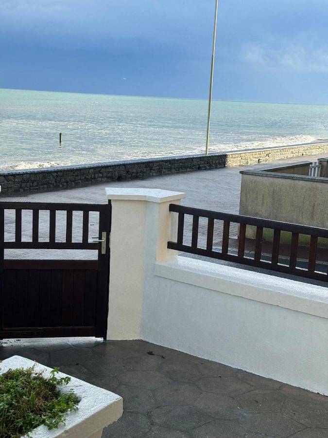 Location de vacances pour 10 personnes, avec vue et jardin à Saint-Aubin-sur-Mer (Calvados) - 2