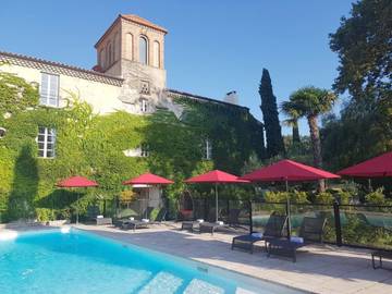 Hôtel pour 4 personnes, avec piscine et jardin à Malataverne