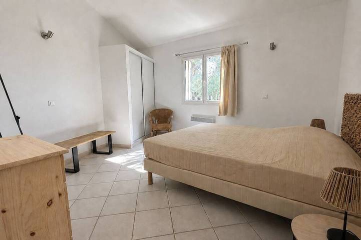 Villa Climatisée, Piscine Chauffée, Belle Vue Mer, À 900m De La Plage in Zonza, Arrondissement de Sartène