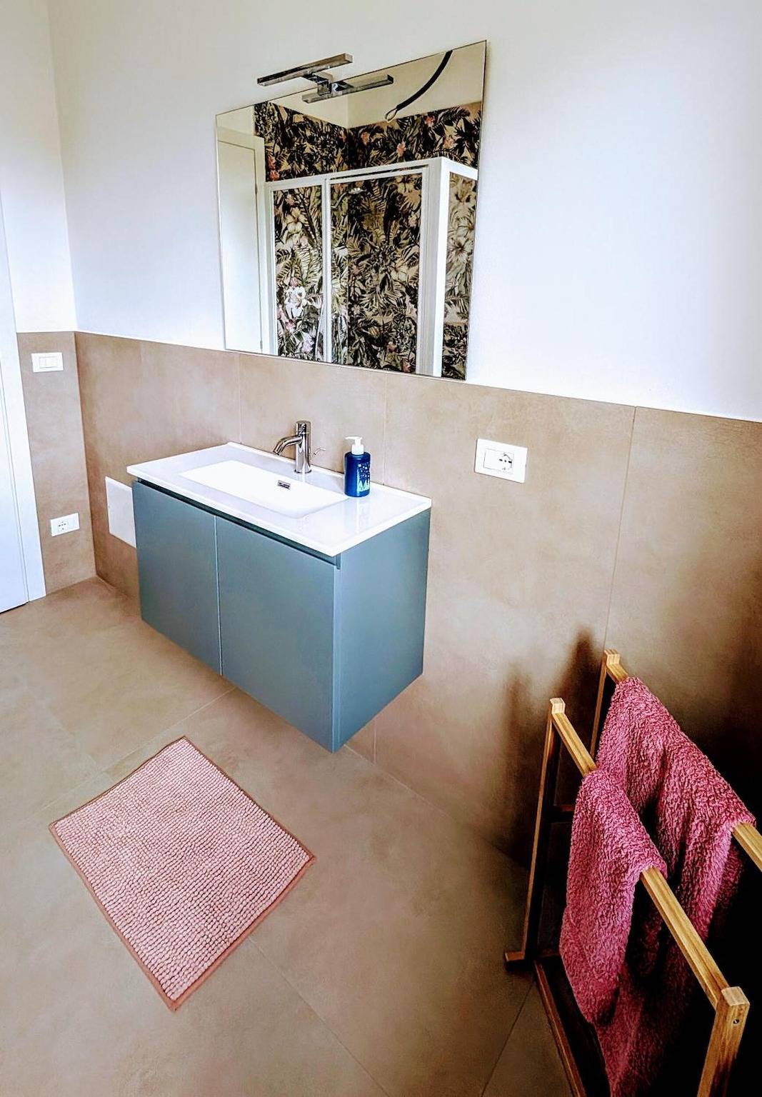 Ganze Wohnung, Charmante Ferienwohnung am Gardasee in Torri del Benaco, Gardasee-Berge