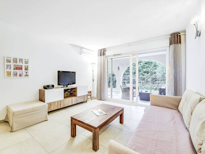 Ferienwohnung für 4 Personen, mit Terrasse in Gassin - 2