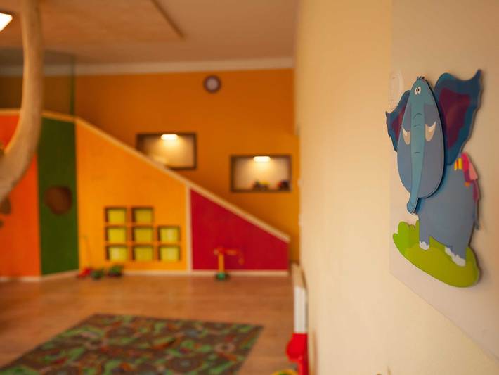 Ganze Ferienwohnung, Familien-Ferien-Wohnung by Holzbau Keller - Dachgeschosswohnung Claudia in Scheßlitz, Landkreis Bamberg