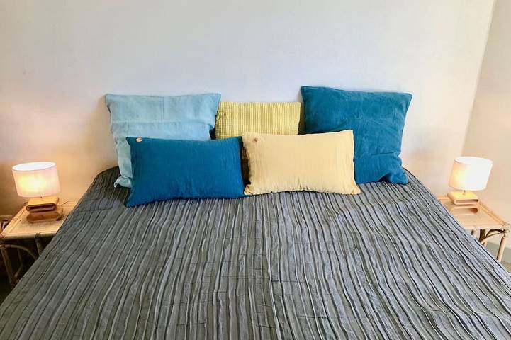 Entire apartment, T2 52m2, 10 mn walk from the beach, quiet location, large terrace in Biarritz, Bayonne region