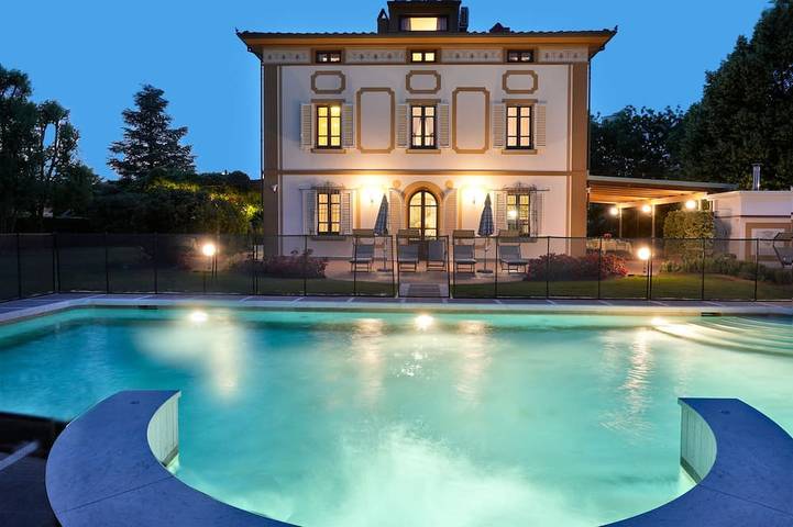 Villa for 12 personer, med jacuzzi og hage, dyr tillatt - 1