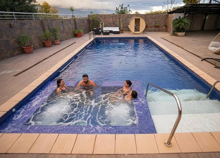 Chalet para 15 personas, con vistas y sauna además de piscina y jardín en Provincia de Valencia - 2