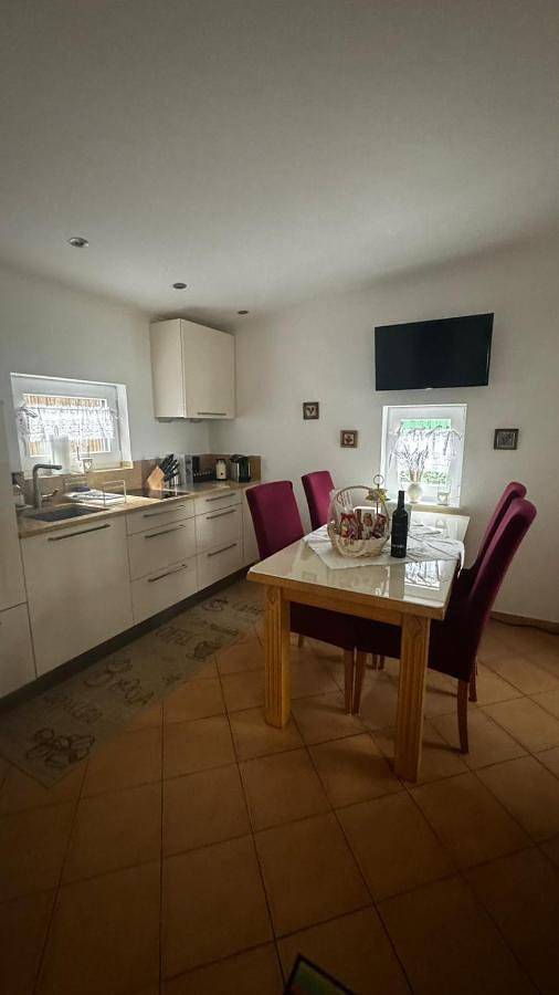 Ferienhaus für 2 Personen, mit Terrasse und Garten sowie Ausblick in Meerbusch - 3