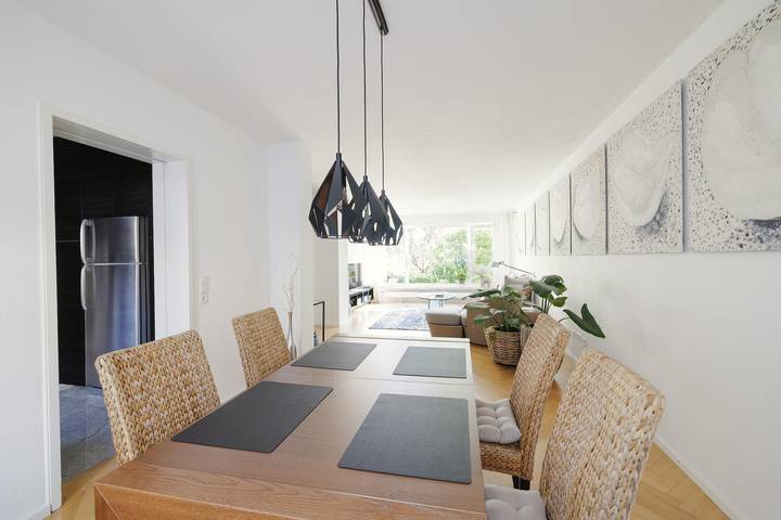 Ferienwohnung für 2 Personen, mit Balkon und Terrasse sowie Garten in Neustadt an der Weinstraße