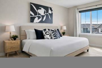 Holiday Home for 15 People in Calgary, Canadian Rocky Mountains, Photo 4