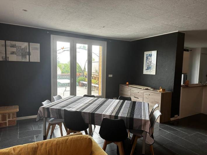 Gîte pour 8 personnes, avec vue et balcon à Baix - 3