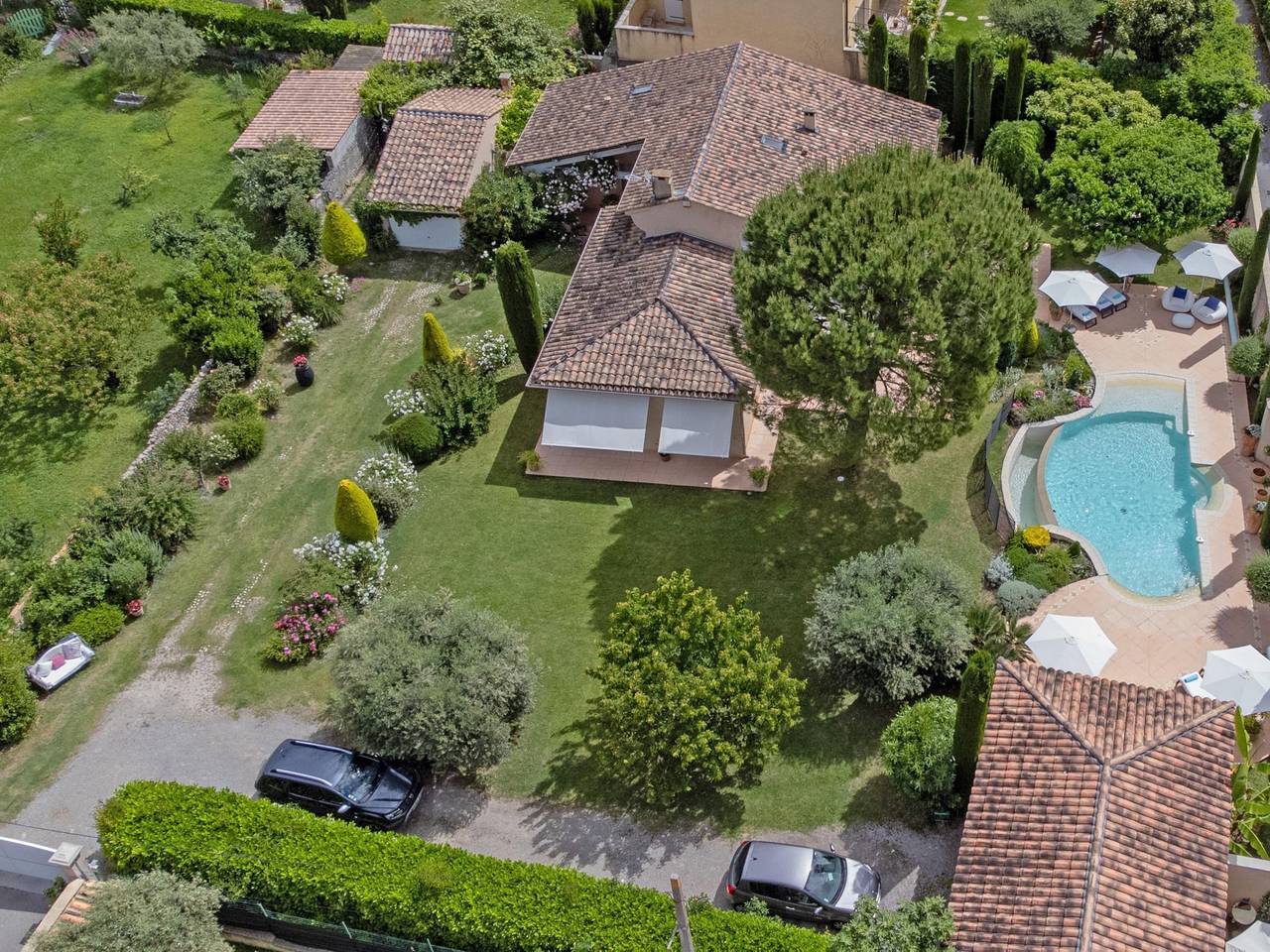 Villa avec beau jardin et piscine privée in Les Mées, Alpes-de-Haute-Provence
