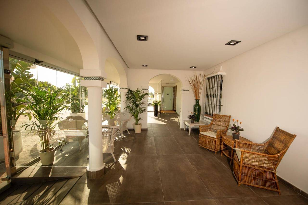 Hotel y Apartamentos Diufain in La Fontanilla, Conil de la Frontera