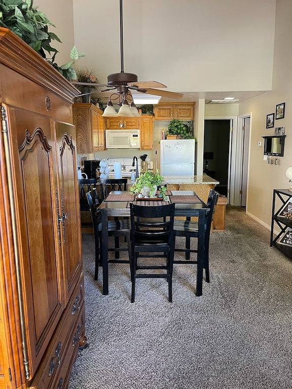 Ganze Wohnung, Ihr Zuhause fern von zu Hause aus für ein bisschen Spaß in der Sonne! in St. George, Zion Nationalpark