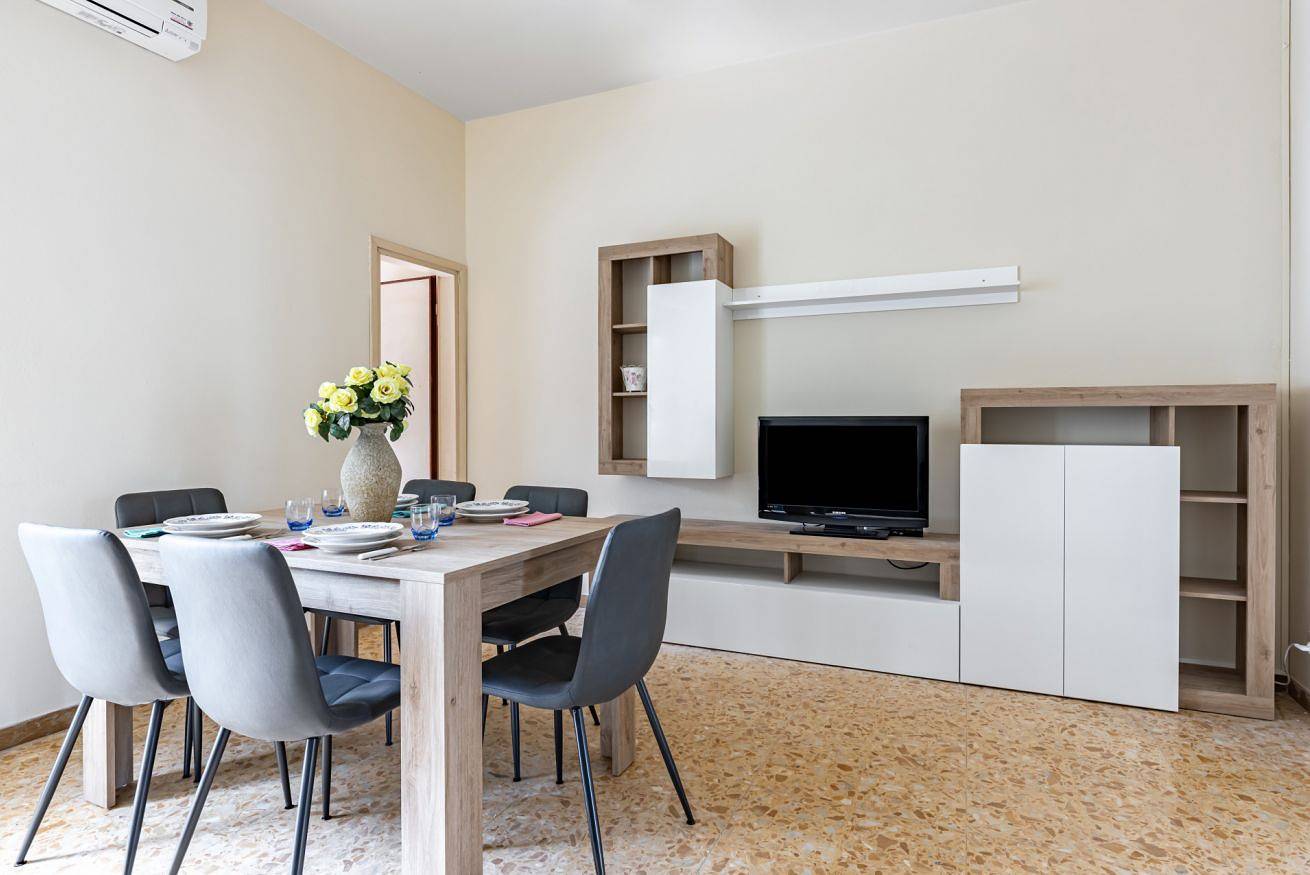 Ganze Wohnung, Ferienwohnung für 5 Personen in Viareggio, Italienische Riviera