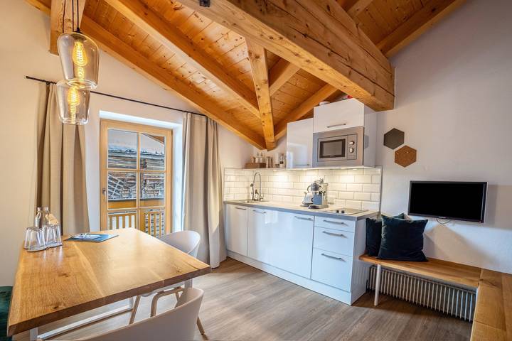 Appartamento intero, Appartamento "Mountain Residence Kasern Nr 3" con vista sulle montagne, giardino e Wi-Fi in Casere (Predoi), Predoi
