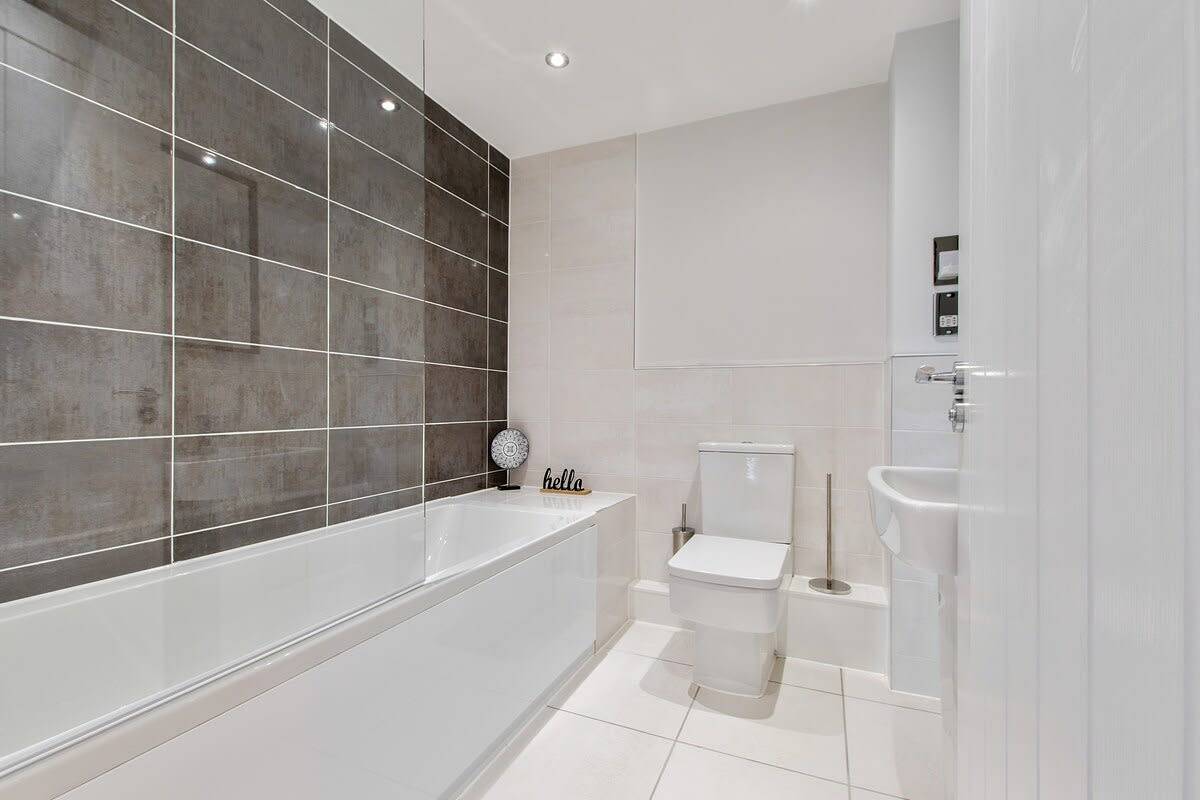 Entire apartment, 1 Bed Modern Apartment in a Converted Mill in Leeds, West Yorkshire