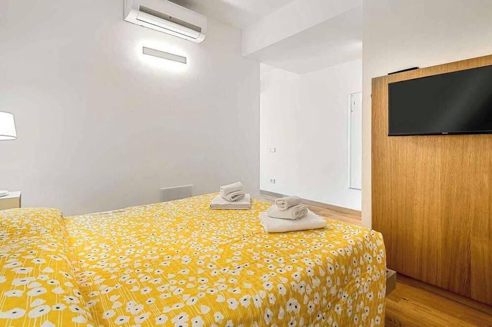 Apartamento entero, Welcome to La Caravella, your dream vacation home in Portovenere! Located in one of the most enchanting locations in Liguria, this splendid property offers a breathtaking view of the sea, perfect for spending unforgettable moments in the company of fam in Portovenere, Porto Venere Municipio