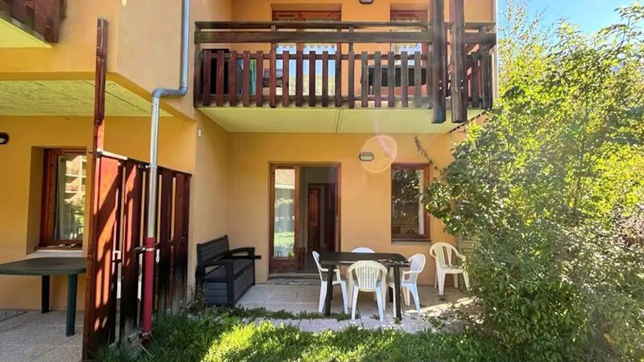 Entire holiday apartment, Holiday apartment for 7 people in Vallouise-Pelvoux, Écrins National Park