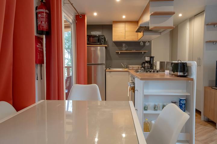 Camping für 8 Personen, mit Garten und Kinderpool, mit Haustier in Südfrankreich - 4