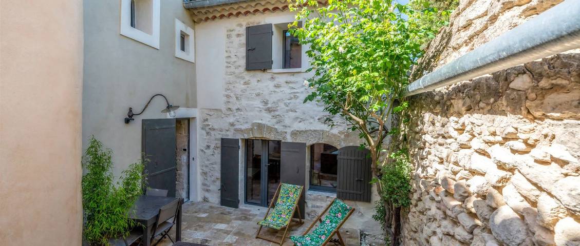 Villa für 4 Personen mit Pool in Lagnes, Regionaler Naturpark Luberon