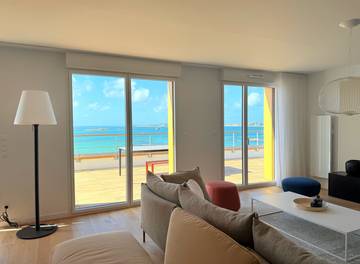 Gîte pour 9 personnes, avec jacuzzi et terrasse dans Plage De Roc H Kroum Roscoff