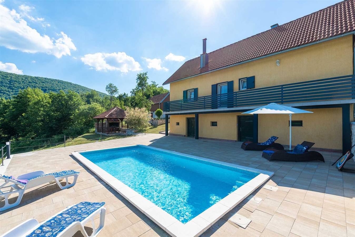 Holiday Home Roza by Aneo Travel in Prozor, Condado de Lika-Senj
