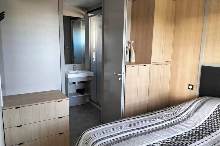 Gîte pour 6 personnes, avec piscine ainsi que terrasse et jardin à Pomérols - 2