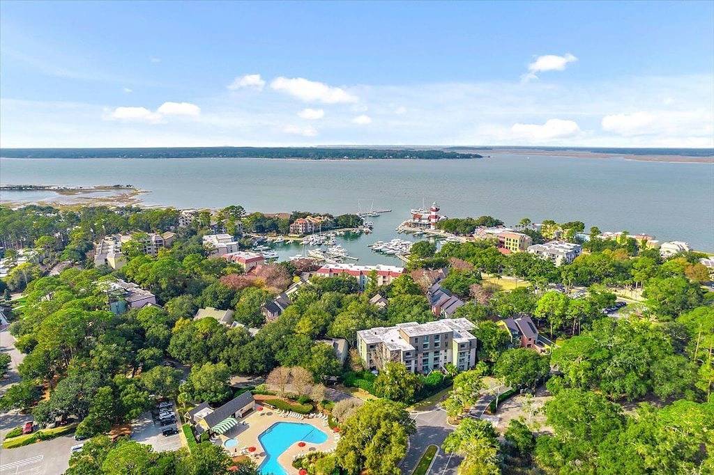 Ganze Wohnung, Lighthouse Tennis 2383 | Lagoon View, Pool Access! in Sea Pines Plantation, Sea Pines