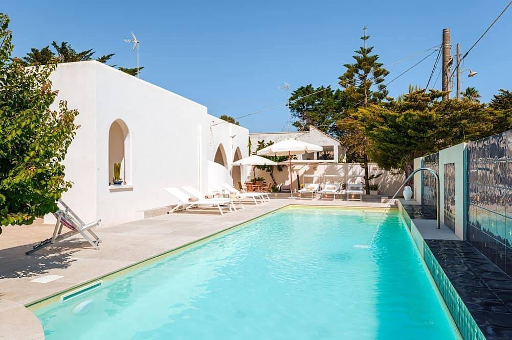 Villa with private pool in San Foca 100 meters from the sea in Melendugno, Lecce Province